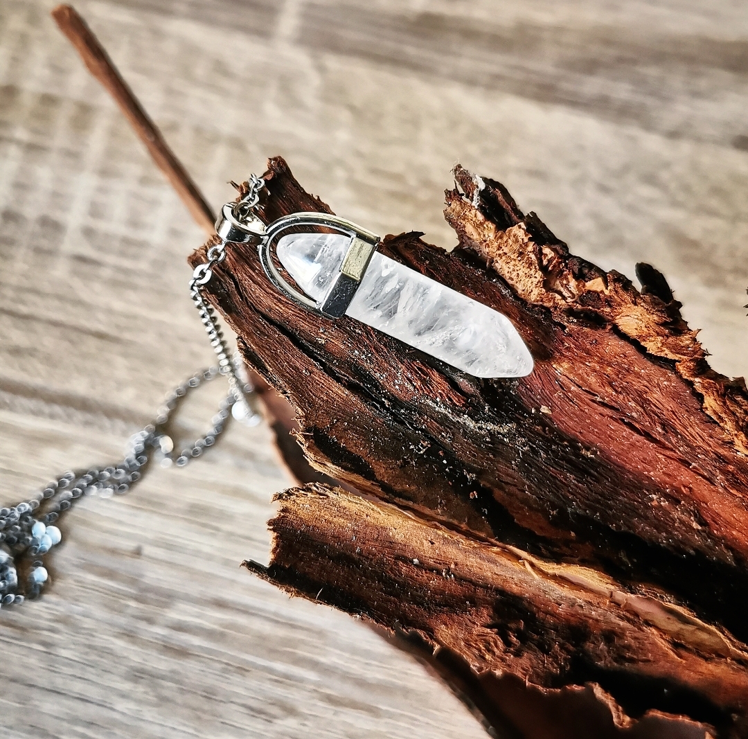 Collier pendentif pierre gemme pointe biterminée, bijoux bien-être lithothérapie
