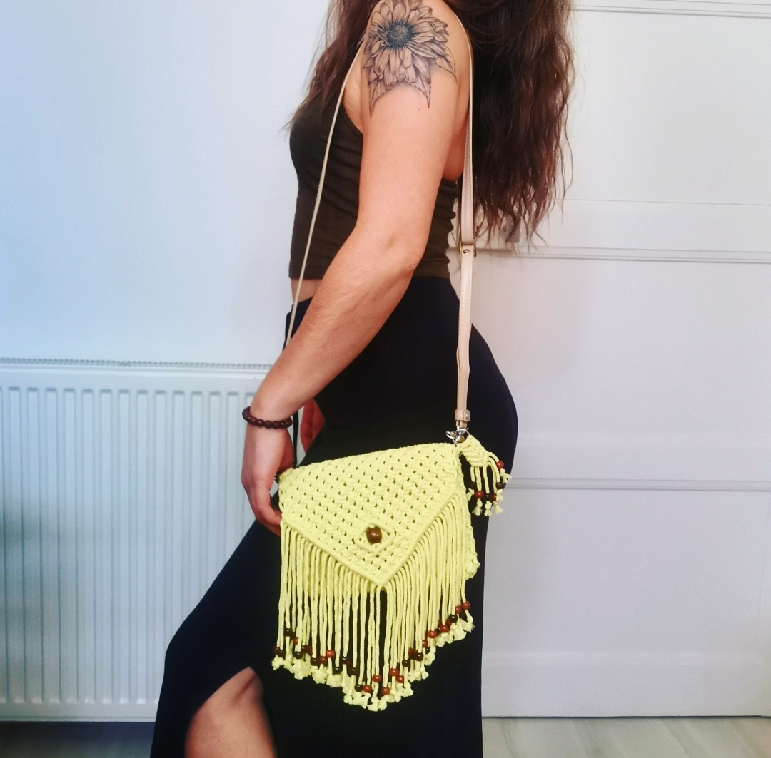 Sac/pochette macramé jaune poussin + porte-clé - Ann'trape-rêves