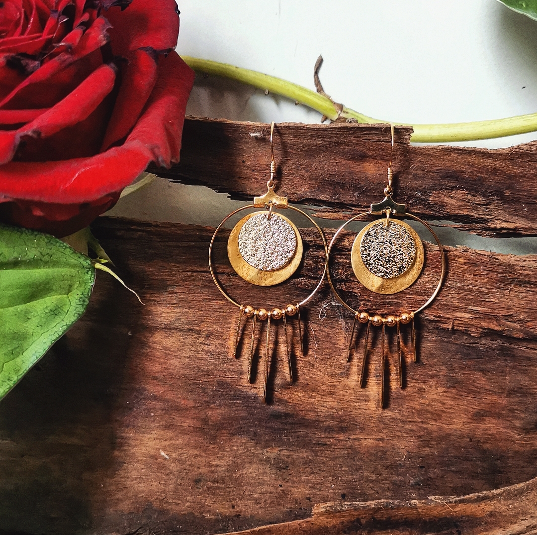 boucles d'oreilles créoles dorées artisanat bohème
