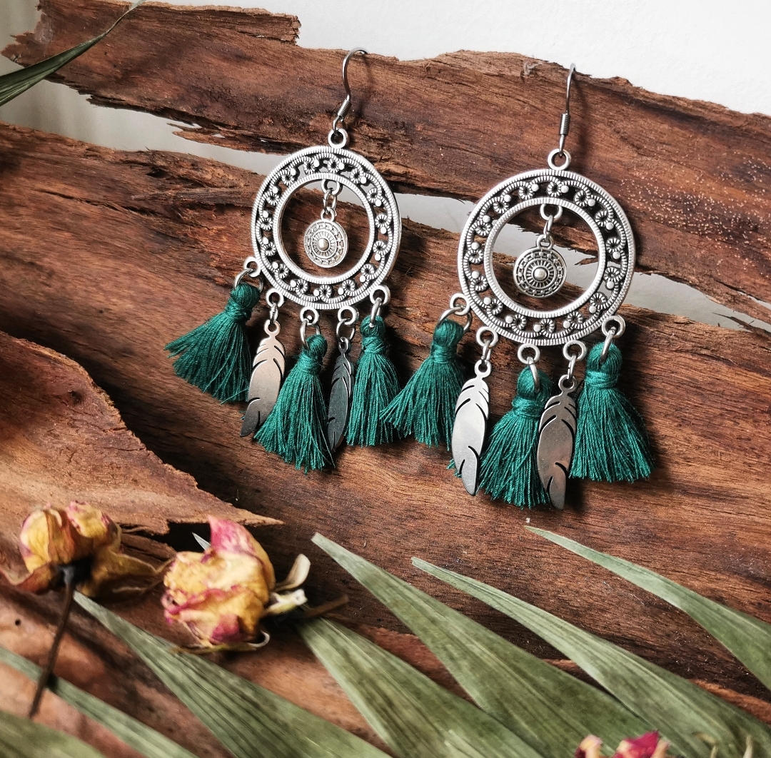 Boucles d'oreilles bohèmes ethniques, bijoux artisanaux, fait main en France, créations artisanales, accessoires hippie