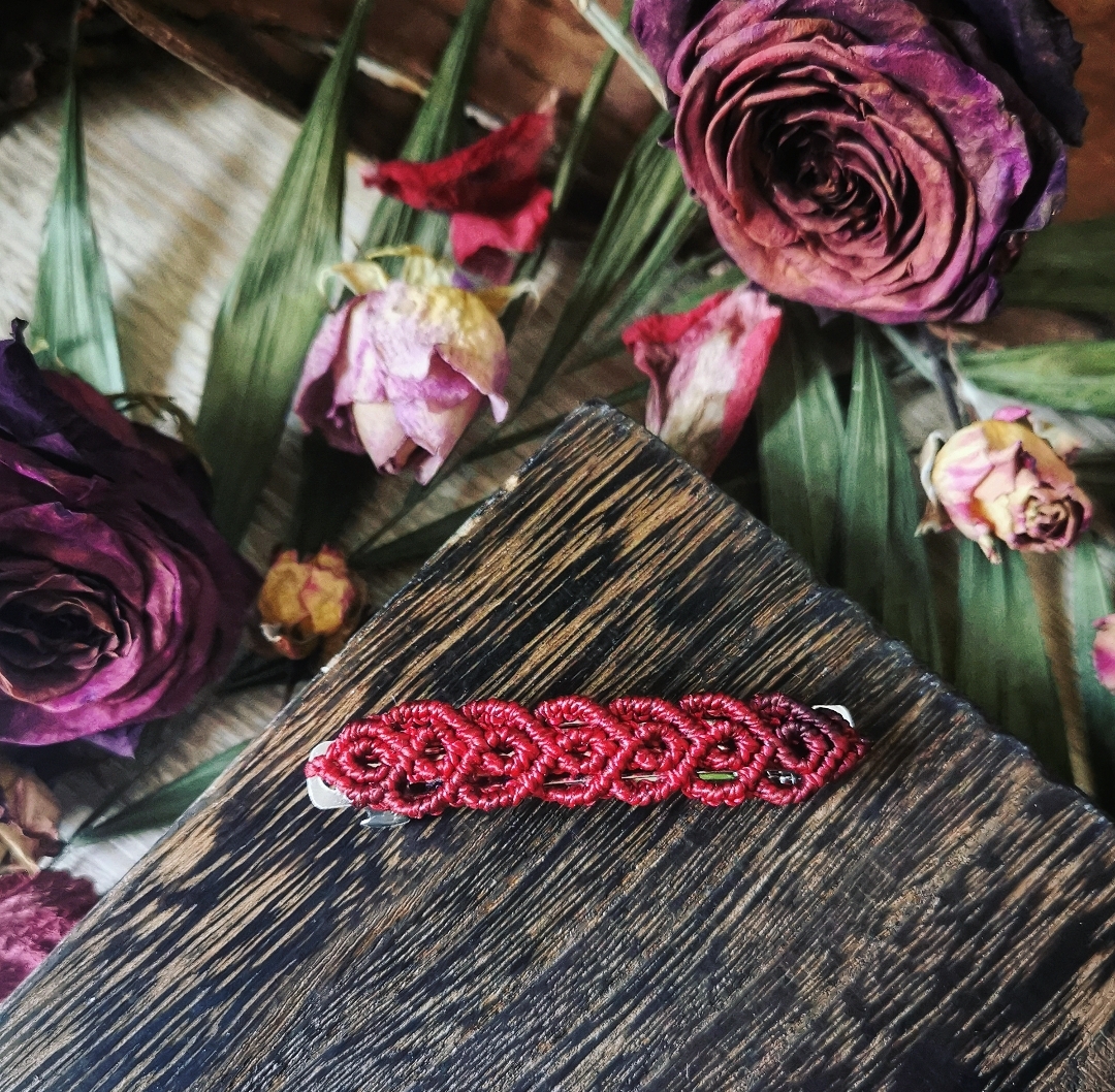 Barrette à cheveux en macramé (plusieurs coloris) - Ann'trape-rêves