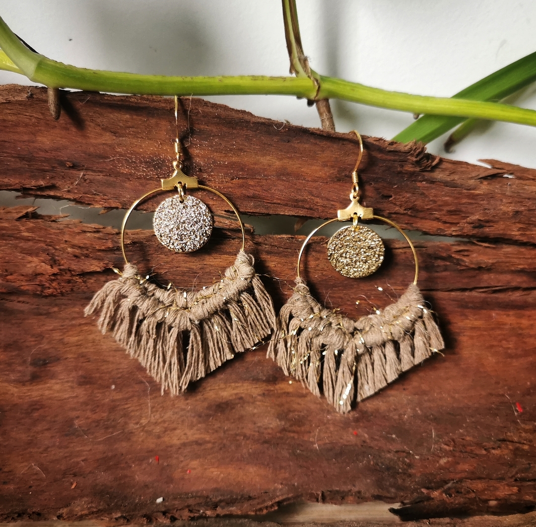 Boucles d'oreilles femme, doré, macramé - Le petit Souk